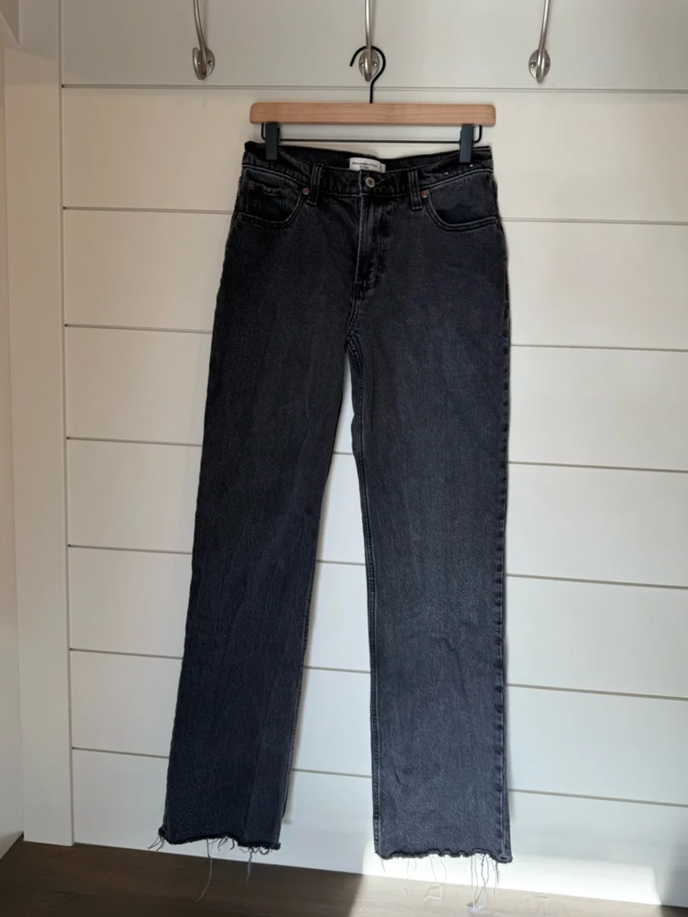 Abercrombie & Fitch The Baggy Low Rise Jeans 25 Long - Picture 4 of 9